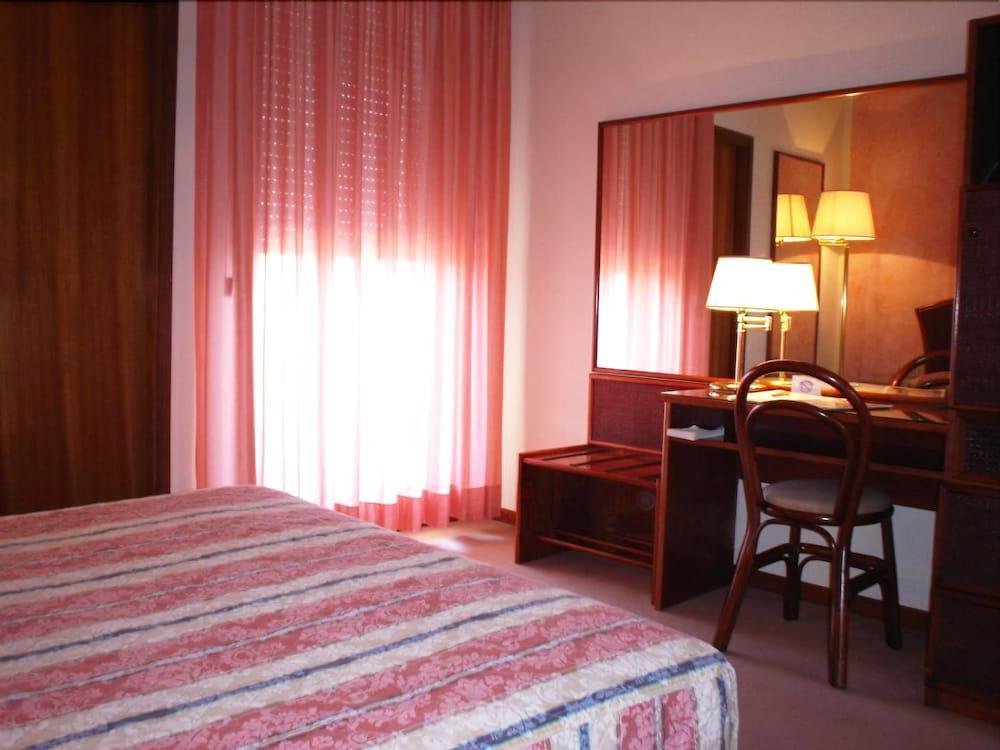 Gallia Club Hotel Cesenatico Zewnętrze zdjęcie