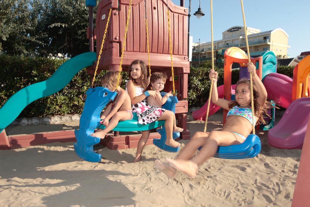Gallia Club Hotel Cesenatico Zewnętrze zdjęcie