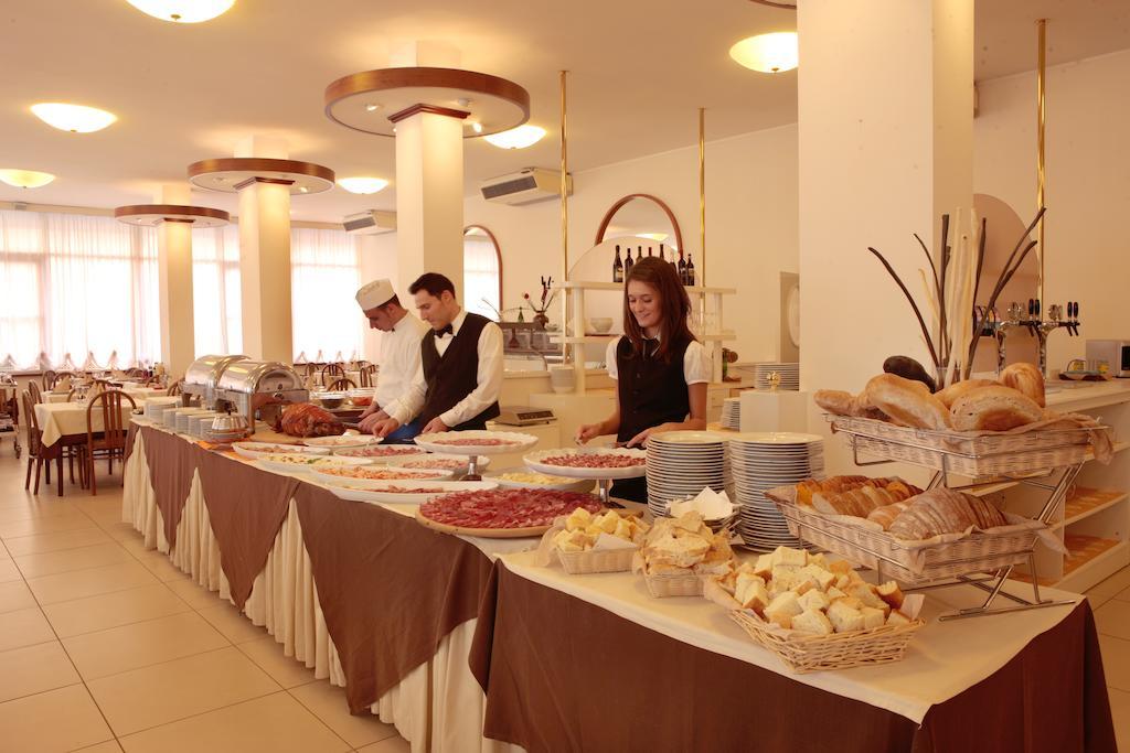Gallia Club Hotel Cesenatico Zewnętrze zdjęcie